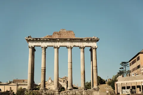 Roman Ruins 4K Wallpaper · architecture · 3840×2560