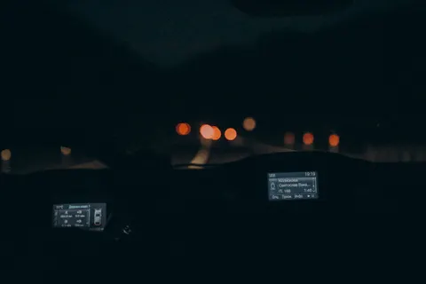 Fond d'écran Intérieur de voiture 4K · cars · 3840×2560