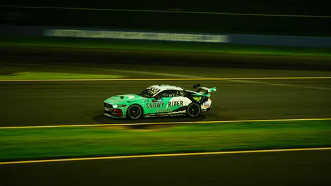 रेस कार 4K वॉलपेपर · cars · 3840×2161