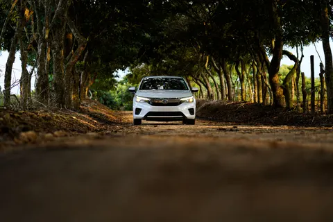 電動汽車 4K桌布 · cars · 3840×2560