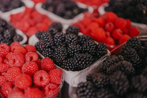 Fresh Fruit 4K Wallpaper · food · 3840×2561