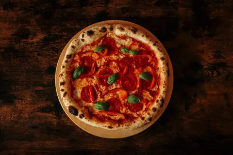 Pizza 4K Wallpaper · food · 3840×2560