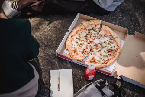 Pizza 4K Hintergrundbild · food · 3840×2560