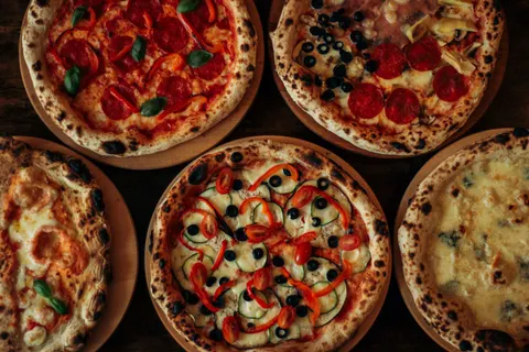 Pizza 4K Wallpaper · food · 3840×2560