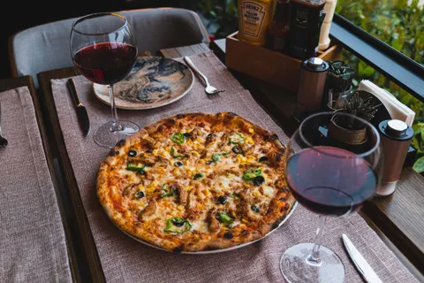 पिज़्ज़ा 4K वॉलपेपर · food · 3840×2560