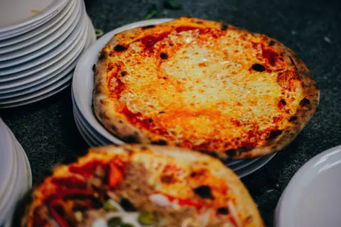 Pizza 4K Wallpaper · food · 3840×2560