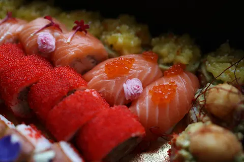 सुशी 4K वॉलपेपर · food · 3840×2561