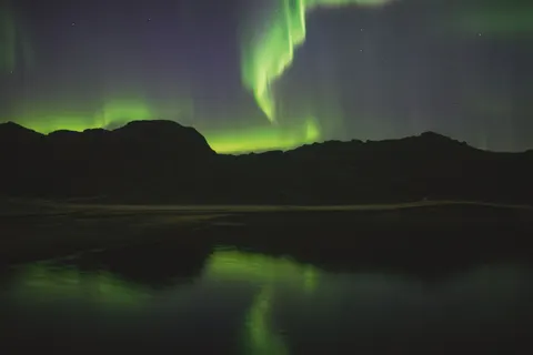 والپیپر شفق قطبی با کیفیت 4K · nature · 3840×2563