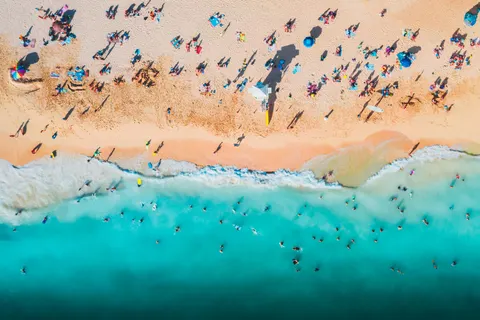 沙灘航拍 4K桌布 · ocean · 3840×2558