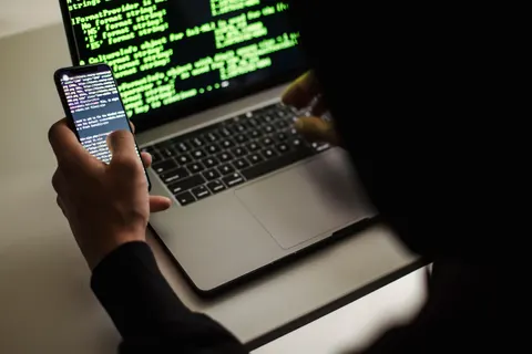 Code-Bildschirm 4K Hintergrundbild · technology · 3840×2560