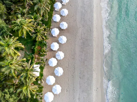 Beach from Above 4K Wallpaper · ocean · 3840×2880