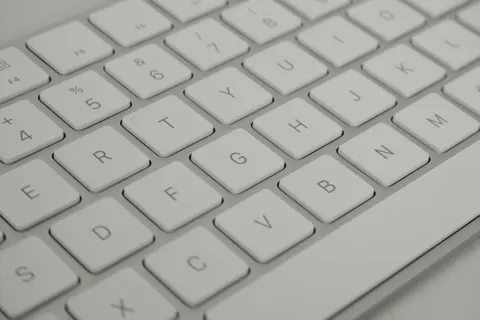 RGBキーボード 4K壁紙 · technology · 3840×2560