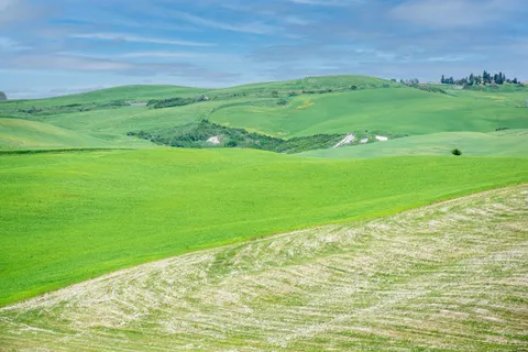 Green Hills 4K Wallpaper · nature · 3840×2560