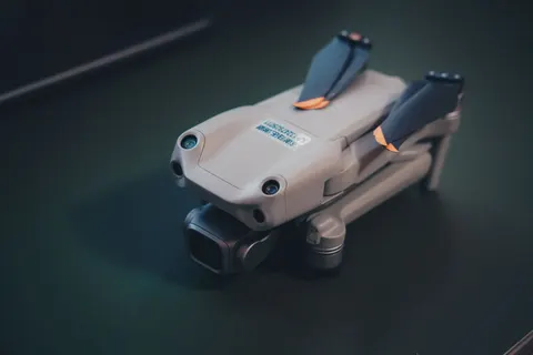Fondo de pantalla Dron 4K · technology · 3840×2560