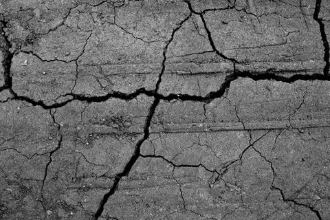 Cracked Paint 4K Wallpaper · textures · 3840×2560