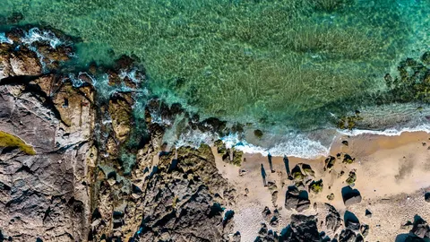 沙灘航拍 4K桌布 · ocean · 3840×2160