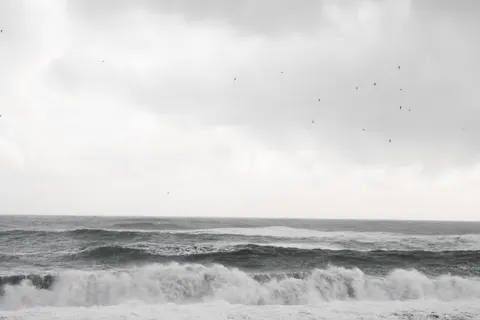 Hình nền Biển Động 4K · ocean · 3840×2561