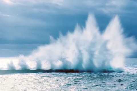 Papel de parede Mar Tempestuoso 4K · ocean · 3840×2560