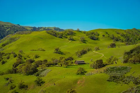 Fond d'écran Collines vertes 4K · nature · 3840×2560