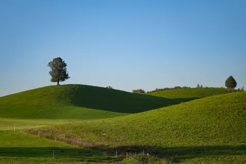Green Hills 4K Wallpaper · nature · 3840×2561