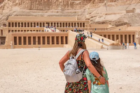والپیپر اهرام با کیفیت 4K · travel · 3840×2563
