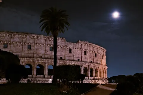 Papel de parede Coliseu 4K · travel · 3840×2561