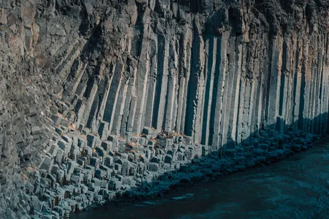 黒砂海岸 4K壁紙 · travel · 3840×2560