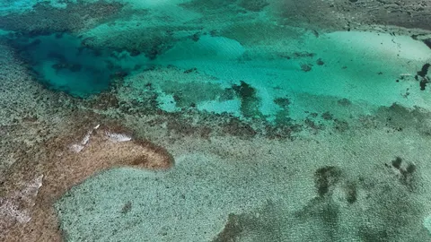 Wallpaper Laguna Jernih 4K · ocean · 3840×2160
