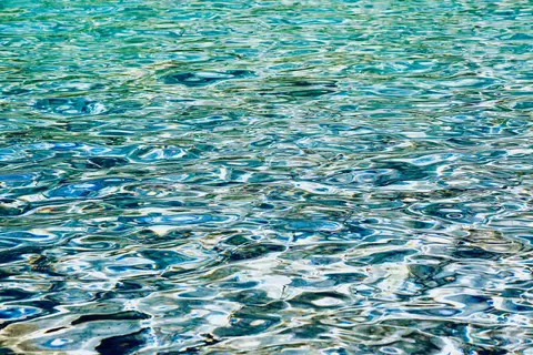 Обои Прозрачная лагуна 4K · ocean · 3840×2560
