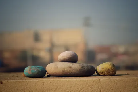 والپیپر سنگ‌های ذن با کیفیت 4K · minimal · 3840×2560