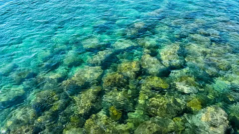 清澈泻湖 4K壁纸 · ocean · 3840×2160