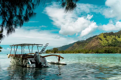 Wallpaper Laguna Jernih 4K · ocean · 3840×2560