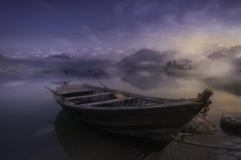 Misty Mountain Lake 4K Wallpaper · nature · 3840×2560