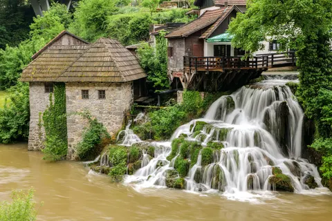 Fond d'écran Cascade 4K · nature · 3840×2562