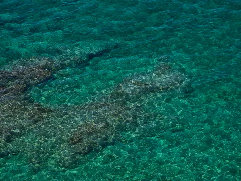 Klare Lagune 4K Hintergrundbild · ocean · 3840×2880