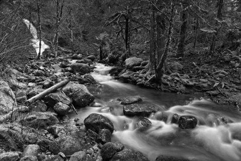 Fond d'écran Cascade 4K · nature · 3840×2563