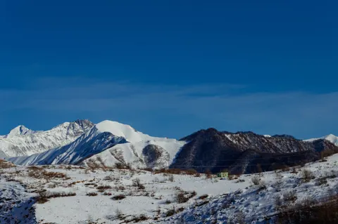 Sfondo Montagne invernali 4K · winter · 3840×2553