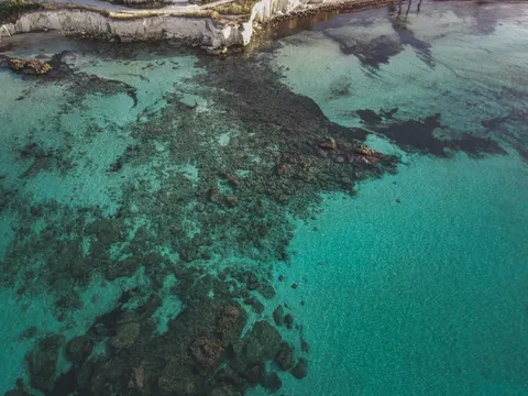 Klare Lagune 4K Hintergrundbild · ocean · 3840×2880