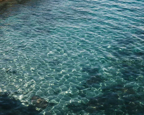 Klare Lagune 4K Hintergrundbild · ocean · 3840×3076