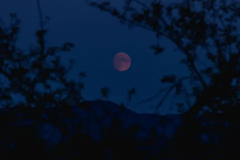 Full Moon 4K Wallpaper · space · 3840×2560
