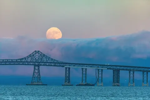 Full Moon 4K Wallpaper · space · 3840×2560
