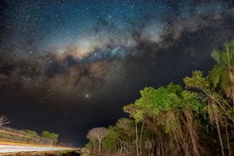 海上银河 4K壁纸 · space · 3840×2560