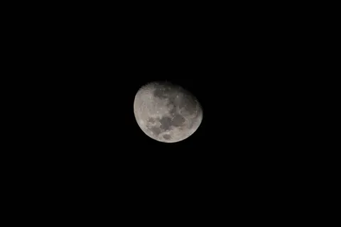 Moon Craters 4K Wallpaper · space · 3840×2560