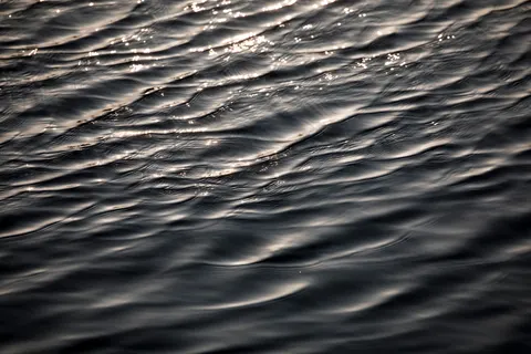 Tapeta Zmarszczki piasku 4K · minimal · 3840×2560