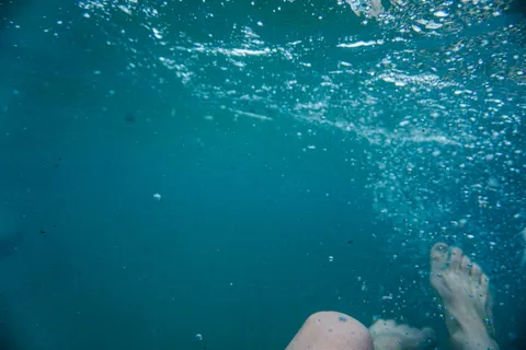 Обои Прозрачная лагуна 4K · ocean · 3840×2560