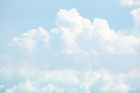 Pastel Sky 4K Wallpaper · minimal · 3840×2560