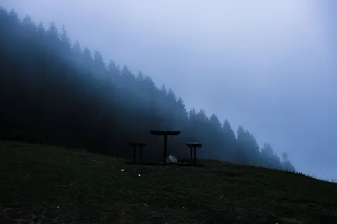Sfondo Minimal 4K · minimal · 3840×2560