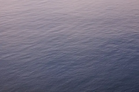 Stil water 4K-achtergrond · minimal · 3840×2561