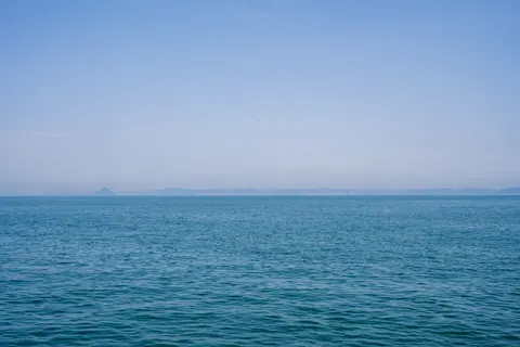 Stil water 4K-achtergrond · minimal · 3840×2560