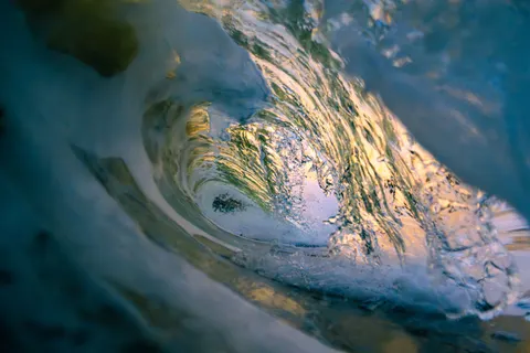 冲浪海浪 4K壁纸 · ocean · 3840×2560